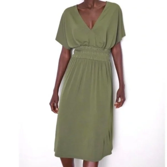 green midi linen dress Midi linen dress BOHOL in Green